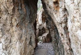 Krk, jedinstvena kuća uz more, Vrbnik, Casa