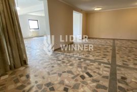 Poslovno - stambeni prostor u blizini Mladenovca ID#124591, Mladenovac, Propiedad comercial