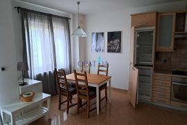 Ičići stan 1S+DB, 46.6 m2 , visoko prizemlje, Opatija - Okolica, Appartement