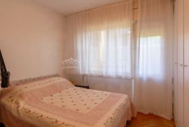 Četverosoban stan, pogled more, Pula, Istra, Pula, Apartamento