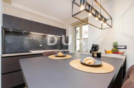 ISTRA, ROVINJ - Dizajnerski apartmen s pomoćnom jedinicom 50m od rive, Rovinj, Διαμέρισμα