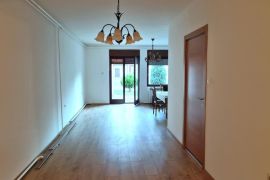 Bežanijska kosa, 42m2, PR, eg, parking ID#1802, Novi Beograd, Propiedad comercial