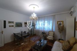 Zemun-donji grad Salonski-hitna prodaja ID#130799, Zemun, Appartment