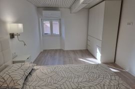 Renovirani stan u centru Buja, Istra, Buje, Apartamento