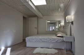 Renovirani stan u centru Buja, Istra, Buje, Apartamento