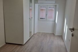 Renovirani stan u centru Buja, Istra, Buje, Appartement