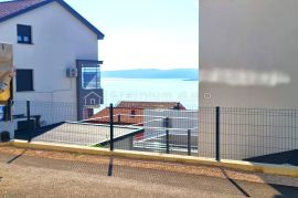 KRASAN STAN U SUTERENU NOVOGRADNJE, Crikvenica, Appartment