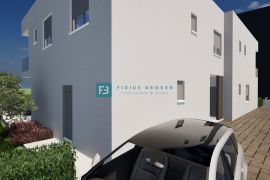 VODICE, novogradnja, prizemlje, vrt, mirna okolica, Vodice, Appartement