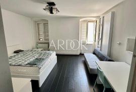 Ciottina ulica, stan 86m2 za najam, Rijeka, Apartamento