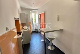 Ciottina ulica, stan 86m2 za najam, Rijeka, Apartamento