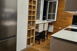 Izvrsna prilika za život ili investiciju, Trnje, Appartment