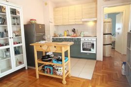 Komforan i svijetao stan s velikom terasom Novi Zagreb, Istok, Novi Zagreb - Istok, Appartement