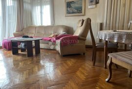 RIJEKA ZAMET ETAŽA 3+DB 120M2 VRT ,GARAŽA, Rijeka, Apartamento