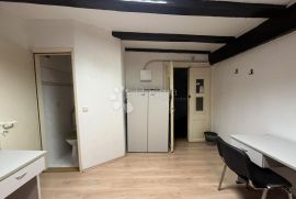 RIJEKA CENTAR PP URED, Rijeka, Commercial property