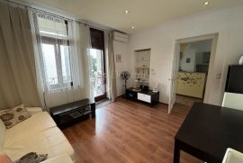 Opatija, 53 m2, balkon, lođa, POGLED na MORE, Opatija, Apartamento