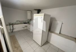 Klenovica, stan 3S+DB + konoba, Novi Vinodolski, Appartment