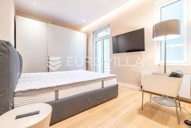 Zagreb, Cvjetni trg, luksuzan dvosoban stan NKP 90 m2 s balkonima, Zagreb, Flat