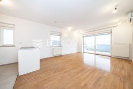 Zagreb, Dedići, trosoban stan NKP 70 m2, Zagreb, Flat