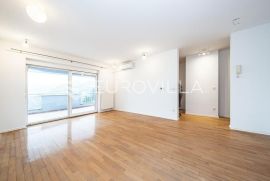 Zagreb, Dedići, trosoban stan NKP 70 m2, Zagreb, Appartment