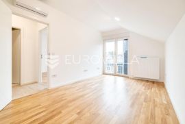 Zagreb, Retkovec, dvojna kuća NKP 81 m2, S2, NOVOGRADNJA, Zagreb, Дом