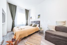 Zagreb, Donji grad, INVESTICIJA stan sa 7 apartmana NKP 175 m2, Zagreb, Appartement