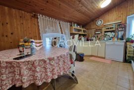 Istra, Buje, komforan trosoban stan površine 75 m2, Buje, Flat