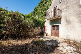 Autentična istarska kamena kuća s dvorištem, nadomak Svetog Lovreča - Poreč, Poreč, Casa