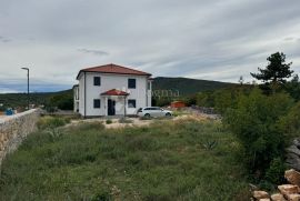 Vrbnik niskoenergetska kuća sa pogledom na more, Vrbnik, Casa