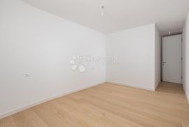 OPATIJA centar STAN 261 m2, Opatija, Appartamento