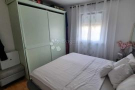 POREČ Stan u prizemlju sa vrtom 2SS+DB, Poreč, Appartment