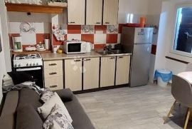 Kuća sa 3 apartmana u centru Rovinja!, Rovinj, Casa