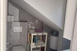 Tri Stana Za Cijenu Jednoga, Okrug, Apartamento