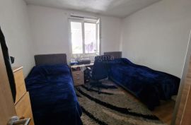 Tri Stana Za Cijenu Jednoga, Okrug, Appartment