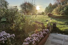 Velebno imanje Gorski Kotar, Brod Moravice, Casa