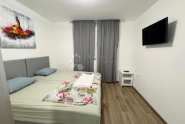 VEŽICA - DUGOROČNI NAJAM NOVO UREĐENOG STANA, Rijeka, Apartamento