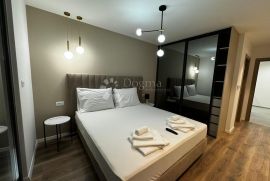 Stan 109m2 sa bazenom POREČ, Poreč, Appartamento