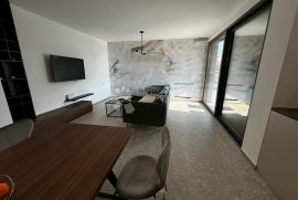 Stan 109m2 sa bazenom POREČ, Poreč, Flat