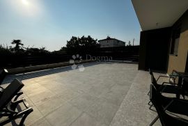 POREČ novogradnja sa bazenom, Poreč, Flat