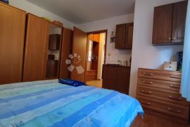 STAN NA TRAŽENOJ LOKACIJI / ISTRA PULA, Pula, Apartamento