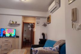 STAN NA TRAŽENOJ LOKACIJI / ISTRA PULA, Pula, Apartamento