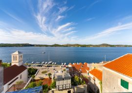 Dragulj u srcu stare jezgre Šibenika!!, Šibenik, Casa