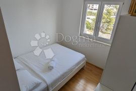 Trosoban stan s pogledom na more, Makarska, Appartement