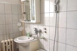 KRUGE-75m2-trosoban stan s 2 lođe!!, Trnje, Appartement