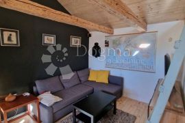 KOSTRENA KUĆA SA 3 APARTMANA, Kostrena, بيت