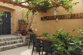 KOSTRENA KUĆA SA 3 APARTMANA, Kostrena, بيت