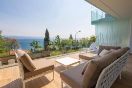 LUKSUZAN 1S+DB s panoramskim pogledom, bazenom i garažom, Opatija, Kвартира