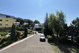 Zagreb, Šestine, dva stana, terasa, vrt, garaža,vpm, Podsljeme, Apartamento