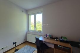 Zagreb, Šestine, dva stana, terasa, vrt, garaža,vpm, Podsljeme, Apartamento