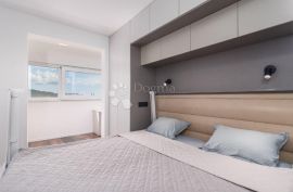 Trogir  komforan dvosoban južne orijentacije -73m2, Trogir, Appartamento