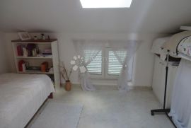 Dramalj, etaža 123 m2, parking, prodaja, Crikvenica, Appartement